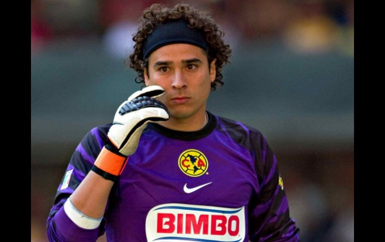 Guillermo Ochoa aseguró estar contento de como se están dando las cosas y espera se llegue a concretar su fichaje. MEXSPORT  /