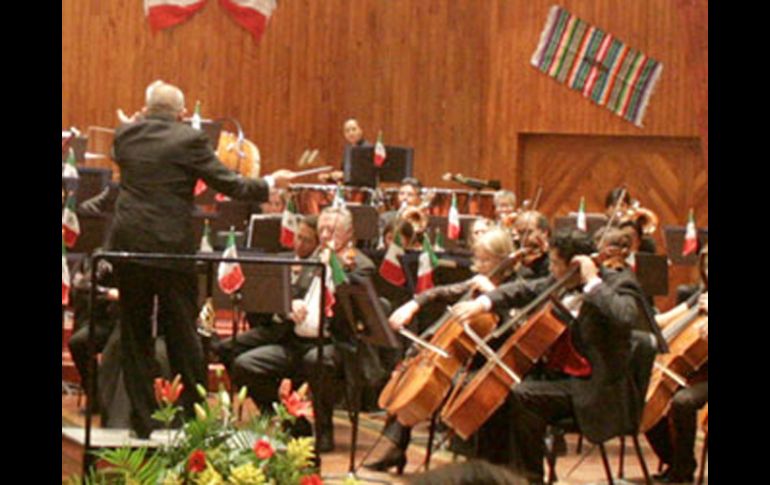 La Orquesta Filarmónica de la Ciudad de México es considerada como una de las más importantes de América Latina. CULTURA.DF.GOB  /