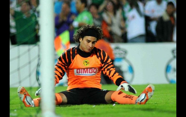 Ochoa no ha podido emigrar al futbol europeo. MEXSPORT  /