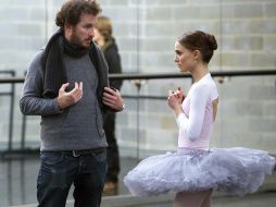 Cisne negro, protagonizada por Natalie Portman, encabeza las nominaciones. AP  /