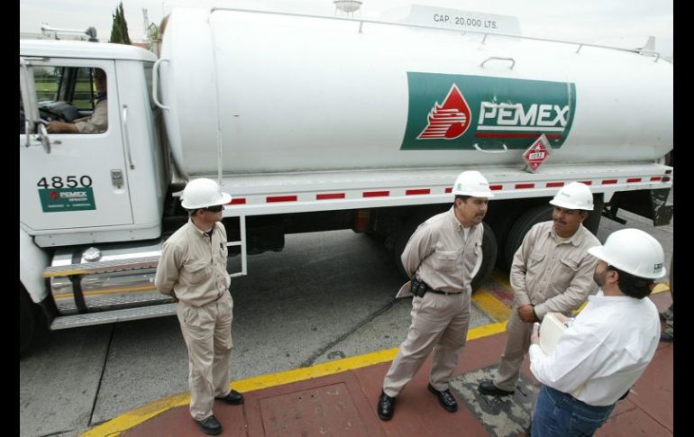 Pemex, en busca de refinerías en el exterior. ARCHIVO  /