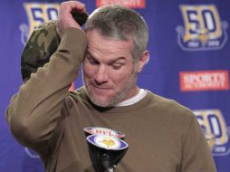 Brett Favre es esperado por su equipo antes de terminar la temporada. AP  /