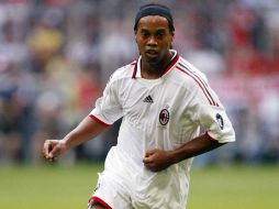 El jugador brasileño, Ronaldinho ha tenido muy poca participación con el Milán. MEXSPORT  /