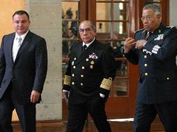 Los titulares de la SSP, Genaro García Luna; Marina, Mariano Saynez, y Guillermo Galván, de la Sedena. EL UNIVERSAL  /