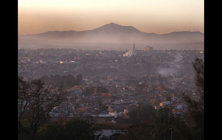 Los amaneceres del 25 de diciembre y el 1 de enero serán brumosos en la zona metropolitana. ARCHIVO  /