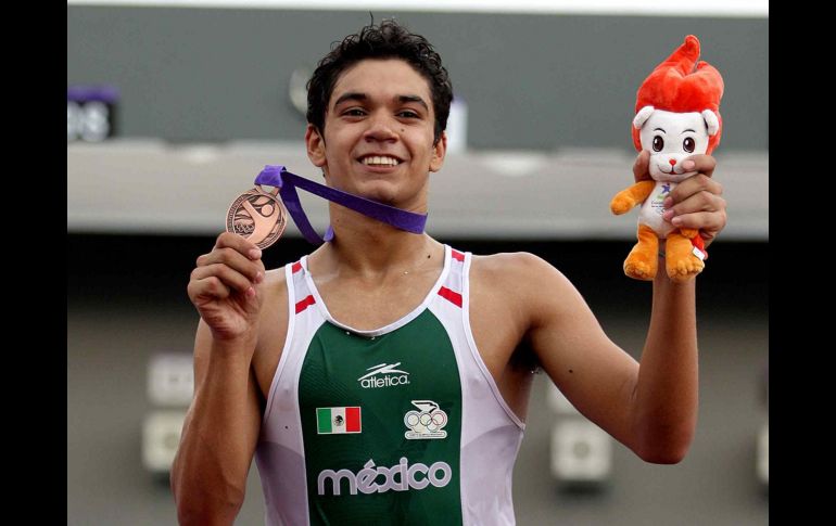 El pentatleta de 16 años ganó el bronce en la Olimpiada Juvenil, en Singapur. MEXSPORT  /