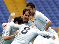 Los jugadores de la Lazio festejando su victoria. REUTERS  /