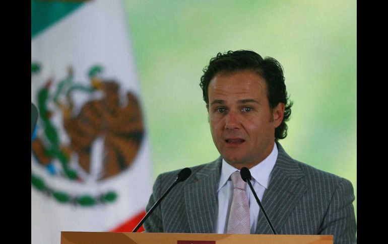 Bernardo de la Garza dio a conocer el plan de inversión del 2010 y los frutos que varios estados recibieron como consecuencia. MEXSPORT  /