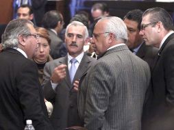 Francisco Rojas, Ramón Martel y Carlos Pérez Cuevas, del PRI; y Francisco Orduño y Alejandro Zapata, del PAN. EL UNIVERSAL  /