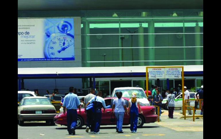 Se modificará el acceso a la terminal y área de comida rápida.ARCHIVO  /