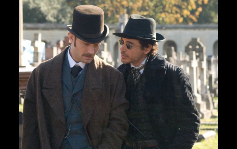 Robert Downey Jr. y Jude Law protagonizarán la segunda parte de Sherlock Holmes. ESPECIAL  /