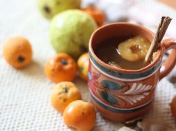 El ponche es indispensable en Navidad, dale un toque fresco a base de cítricos. ESPECIAL  /