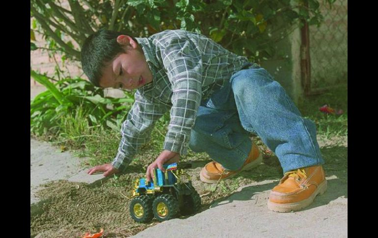 Los juguetes fueron repartidos a niños de las colonias Huentitán, Tetlán, Miravalle entre otras. ARCHIVO  /