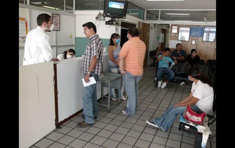 Dicen que 2010 para el IMSS significó la consolidación de la meta de subir la capacidad de respuesta de los servicios médicos. ARCHIVO  /