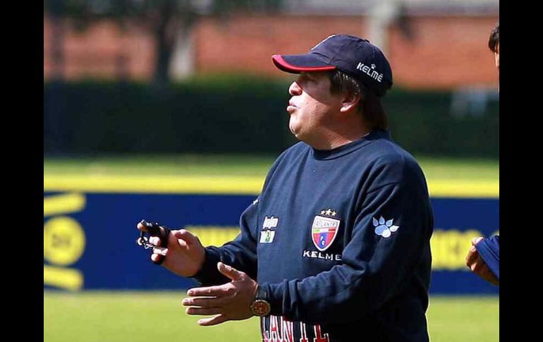 Miguel Herrera durante una sesión de entrenamiento. MEXSPORT  /