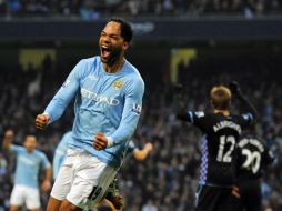 Joleon Lescott del Manchester City festejando una anotaciòn. REUTERS  /