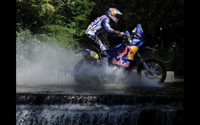 El motociclista francés Cyril Despres conduciendo su KTM. AFP  /