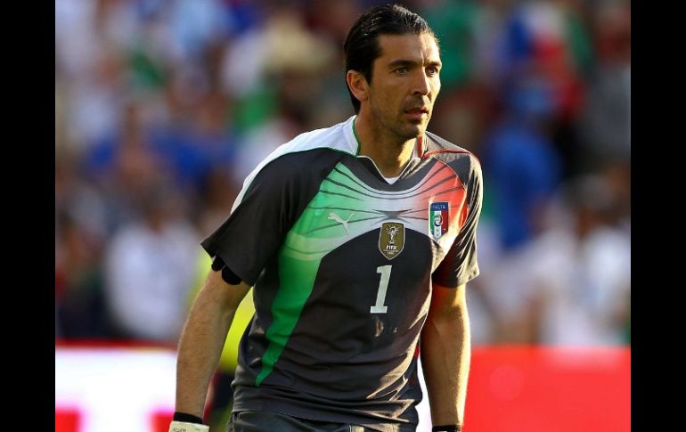 El portero internacional de Italia Gianluigi Buffon ha sido el más destacado de la década. MEXSPORT  /