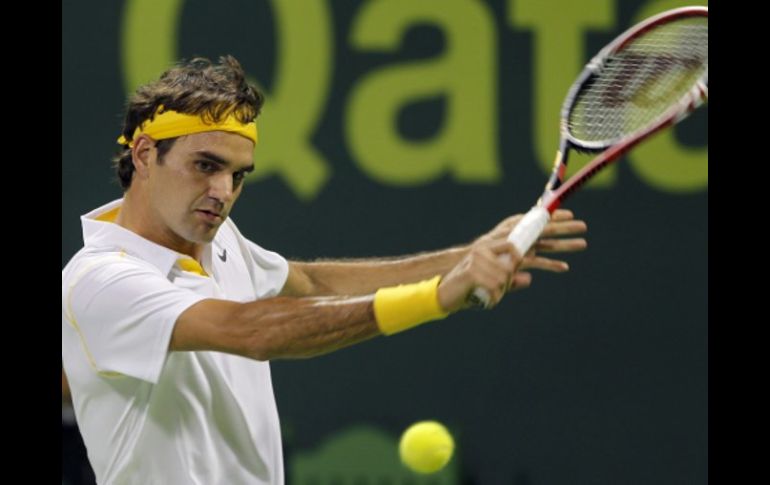 El tenista Roger Federer se impusó ante Troicki en Doha. REUTERS  /