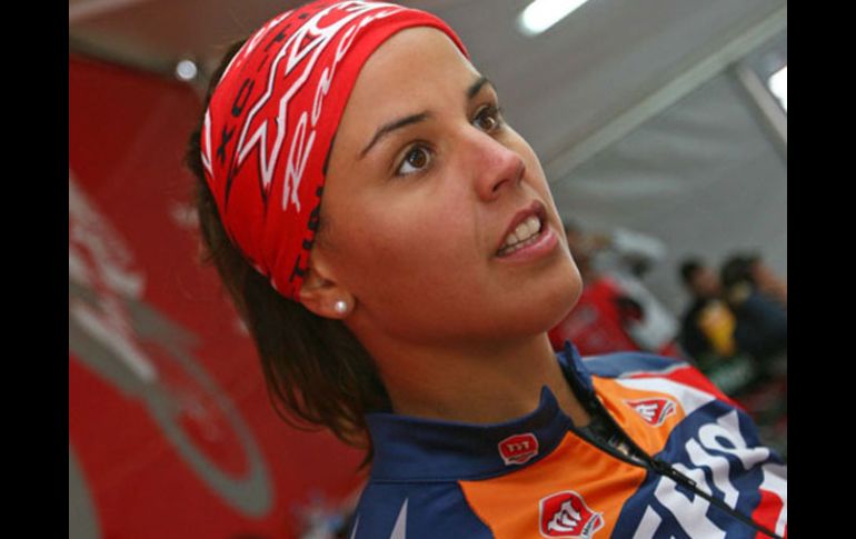 Laia Sanz cumplirá su sueño de participar en el Dakar 2011. ESPECIAL  /