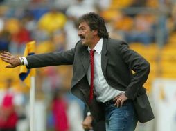 Ricardo La Volpe definió los 21 futbolistas que disputarán la UNCAF. MEXSPORT  /