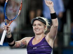 Reacción de la estadounidense Bethanie Mattek-Sands tras conseguir su boleto a la final para el torneo. EFE  /