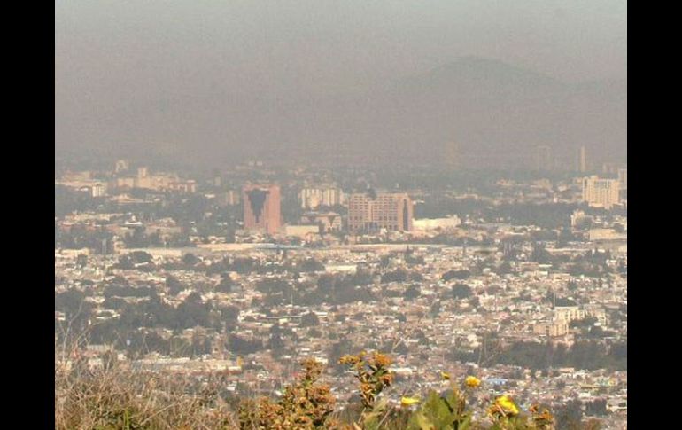 Tlaquepaque, Loma Dorada y Miravalle también reportaron ayer una fuerte contaminación.  /