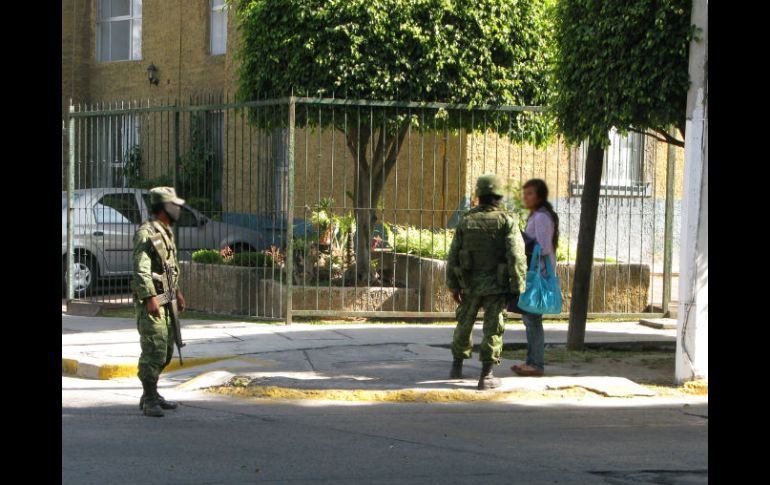 Los soldados cerraron varias cuadras mientras realizaban el operativo. M. PATIÑO  /