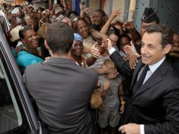 Nocolas Sarkozy, en la Isla Martinica, previo a la cita en Washington con Barack Obama. REUTERS  /