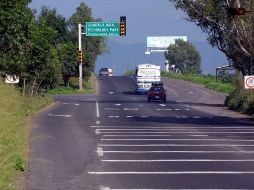 Las carreteras del Distrito Federal aún resgistra flujo vehicular por vacaciones. ARCHIVO  /