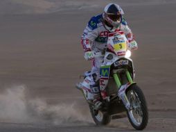 El piloto chileno Francisco 'Chaleco' López ganó la séptima etapa de Dakar. EFE  /