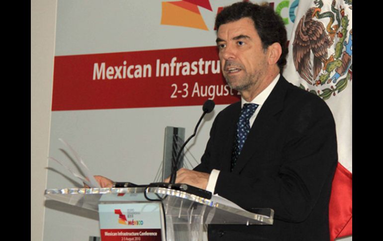 Alonso García Tamés, ex director general del Banco Nacional de Obras y Servicios Públicos. ARCHIVO  /