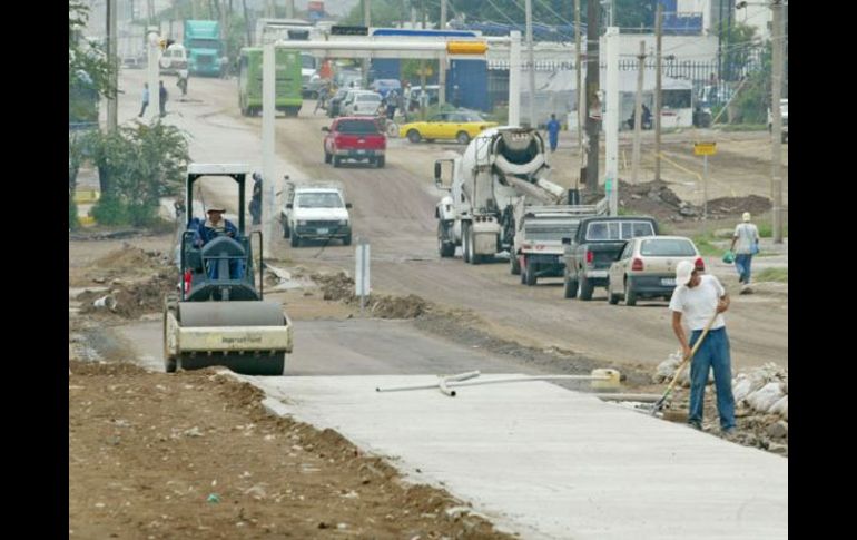 El año pasado, diversas obras para repavimentar se realizaron sin el consentimiento de la Secretaría de Vialidad. ARCHIVO  /