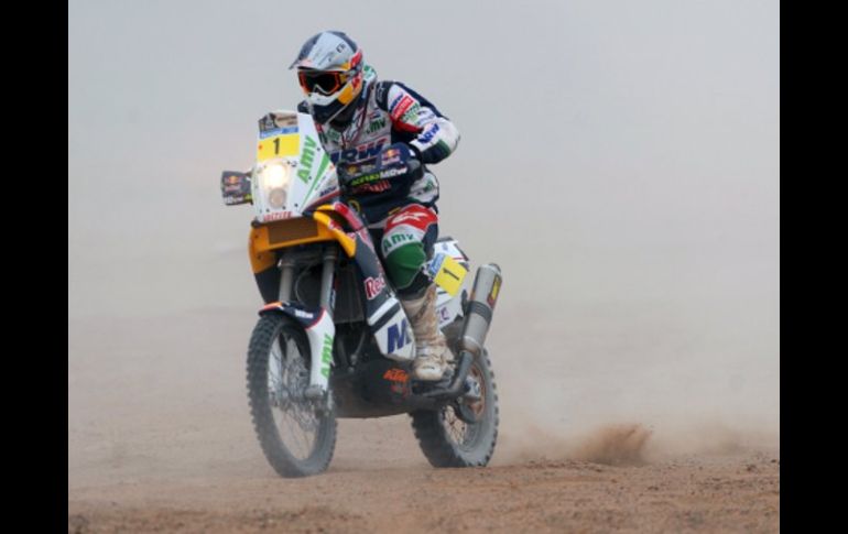 El piloto español ganó la décima etapa del Rally Dakar 2011. AFP  /