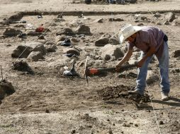 En esta temporada, las excavaciones están enfocadas en rescatar vestigios de una ocupación posclásica.   M. FREYRÍA  /