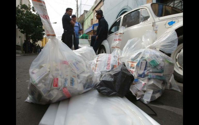 La mercancía decomisada por el Ayuntamiento tapatío será entregada a las autoridades federales y estatales correspondientes. A. CAMACHO  /