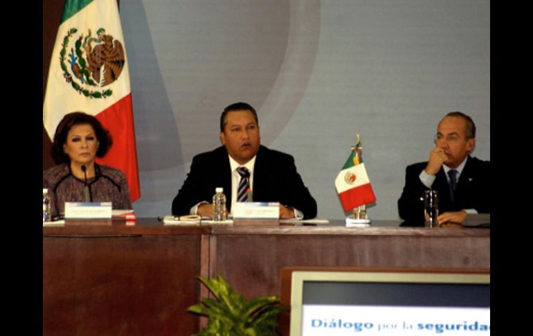 Francisco Blake Mora durante el reinicio de los diálogos por la Seguridad. NTX  /