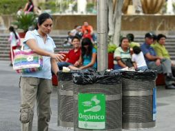 La iniciativa considera incentivos para escuelas, comerciantes de mercados y vecinos que reciclen la basura. A. GARCÍA  /