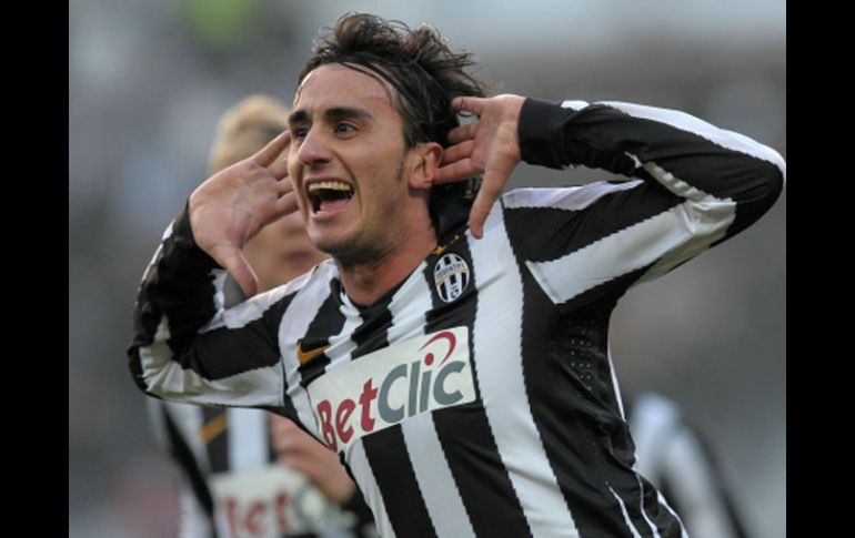 Alberto Aquilani festejando una anotación a favor del Juventus. AP  /