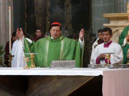 El cardenal Norberto Rivera Carrera pugna porque los mexicanos celebren la beatificación de Juan Pablo II. NTX  /