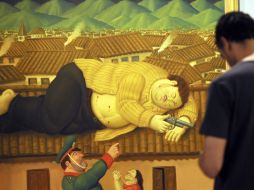 La pieza titulada La muerte de Pablo Escobar, de  Fernando Botero, se expone en el Museo de Antioquia en Medellín.AFP  /