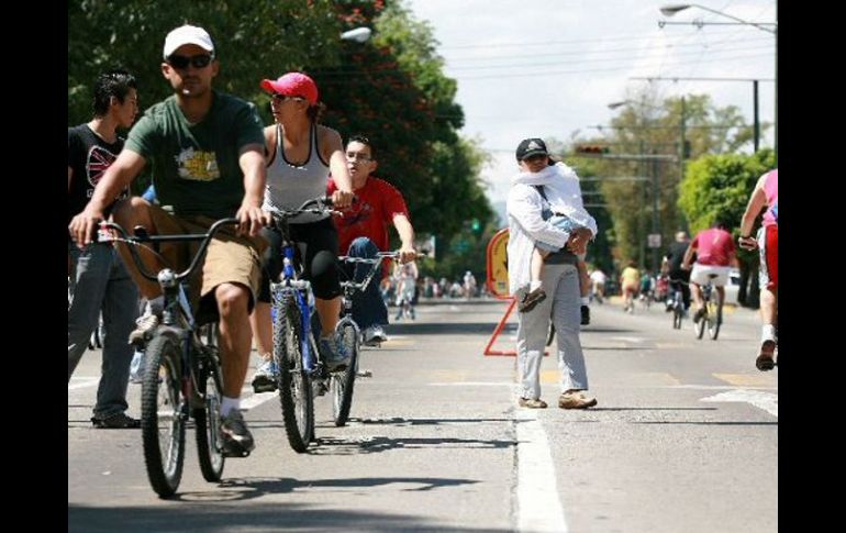 La Vía RecreActiva en los municipios de Guadalajara y Tlaquepaque será implementada ahora también durante los días festivos. ARCHIVO  /