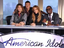 Steven Tyler, Jennifer López, Ryan Seacrest y Randy Jackson buscan conquistar al público de American Idol . EFE  /