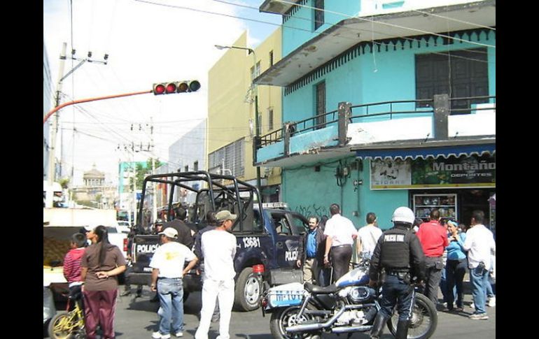 Ayer, la PGR presidió un cateo en la zona comercial Obregón. O. RUVALCABA  /