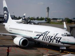 Alaska Airlines toma las rutas suspendidas por Mexicana. AP  /