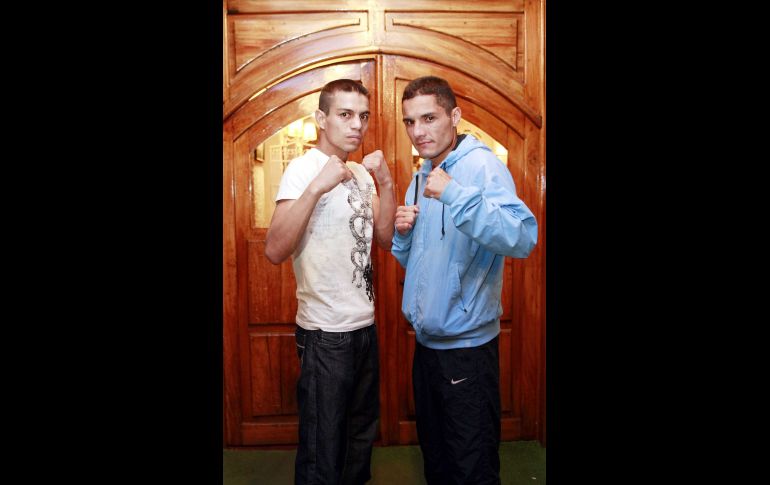 Jesús Jiménez (izq.) Víctor Terrazas, estelares para la función de hoy en la Arena Coliseo. E. PACHECO  /