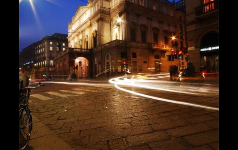 En ambas ciudades se ha prohibido el uso de vehículos particulares. ESPECIAL  /