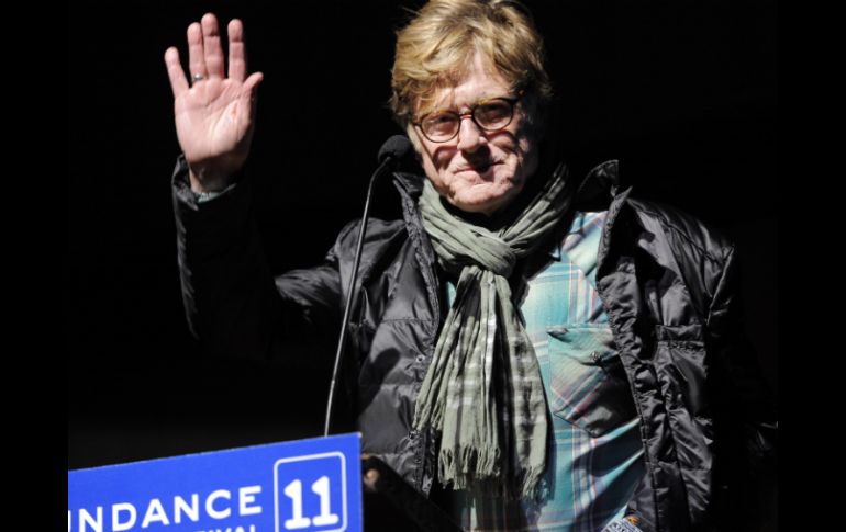 Robert Redford, fundador de Sundance, agradeció y a los presentes refrendó la invitación para 2012. AP  /