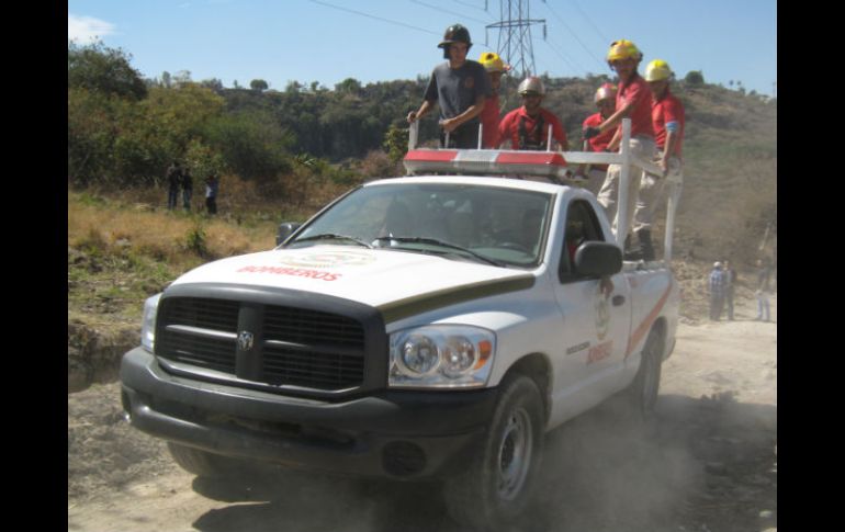 Bomberos de Tonalá realizaron el rescate de la víctima. O. RUVALCABA  /