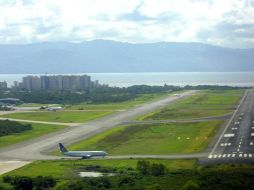 Se calcula una inversión de cerca de 250 MDD para el nuevo aeropuerto. ARCHIVO  /